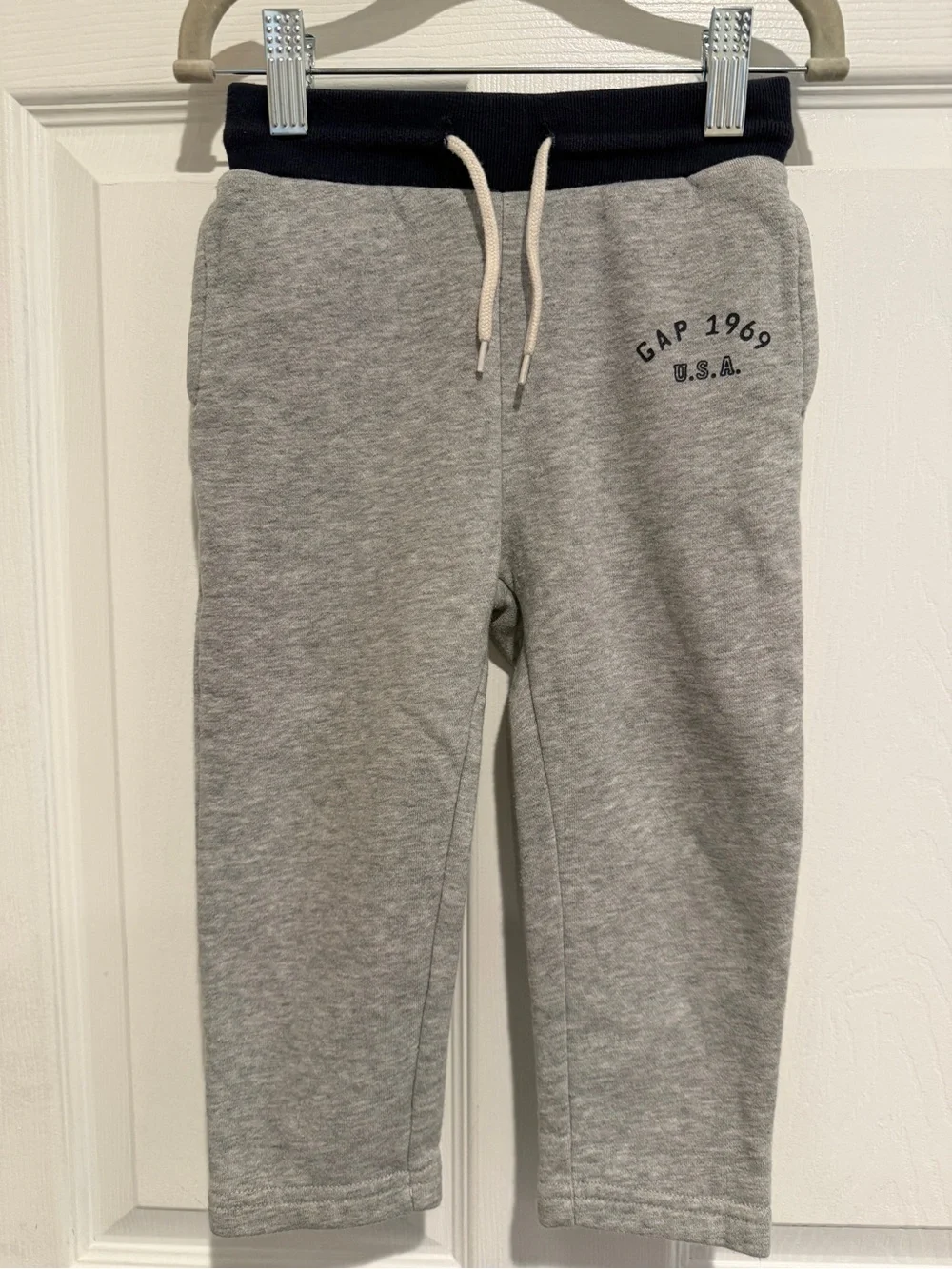 Gap Toddler 2T Jogger Sweatpants Bundle Camo Gray Pull On Pants